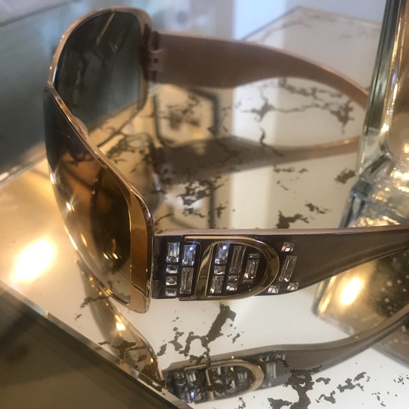 Dior Sunglasses - Picture 1 of 4